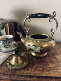 Image 3 of Samovar en laiton étamé, XIXème siècle. 