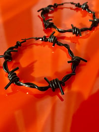 Image 5 of BLACK STAINLESS STEEL BARBED WIRE HOOPS 