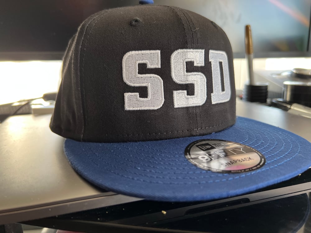 New Era Snap Back with Solid White SSD Logo