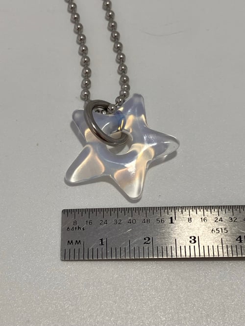 Image of opaline star 