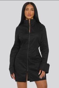 Image 2 of zip me up