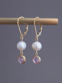 Image 1 of Boucles d'oreilles zircon rose perle de culture 