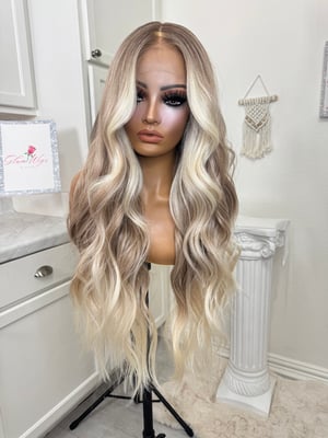 Image of Hillary luxury free part (pre order)