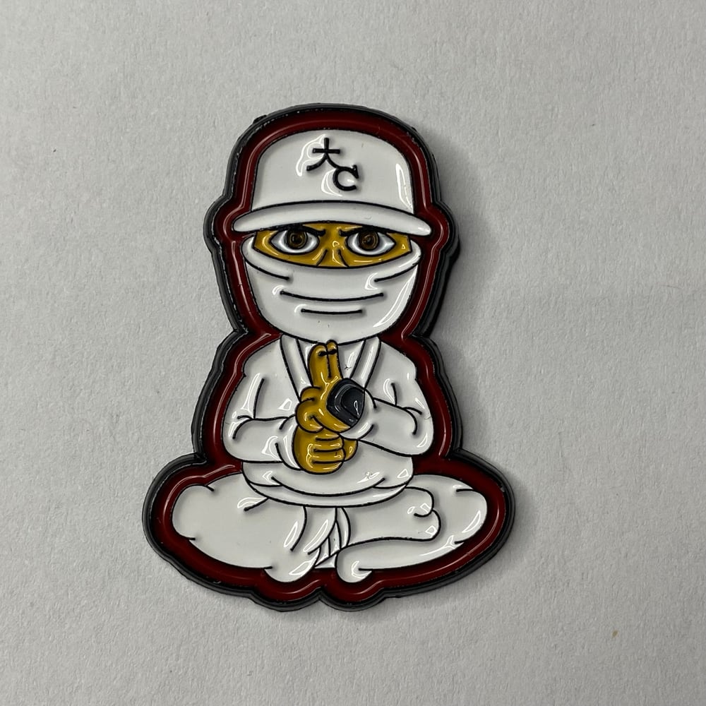 Cap Ninja Pin