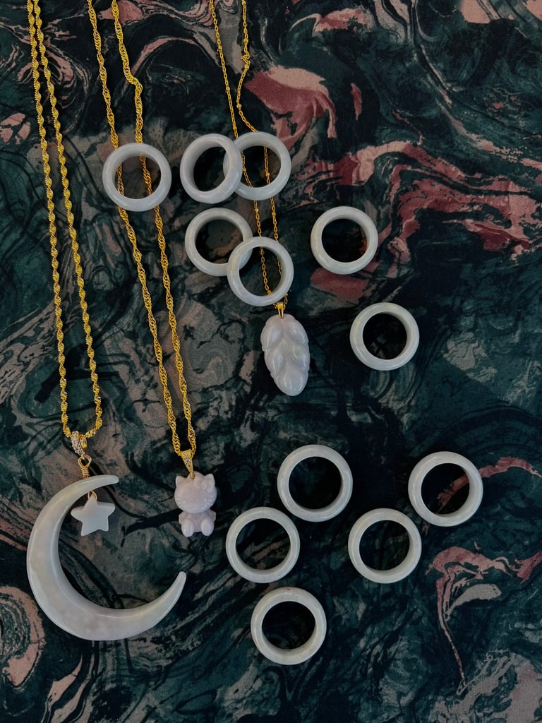 Hello Kitty Necklace Image 3