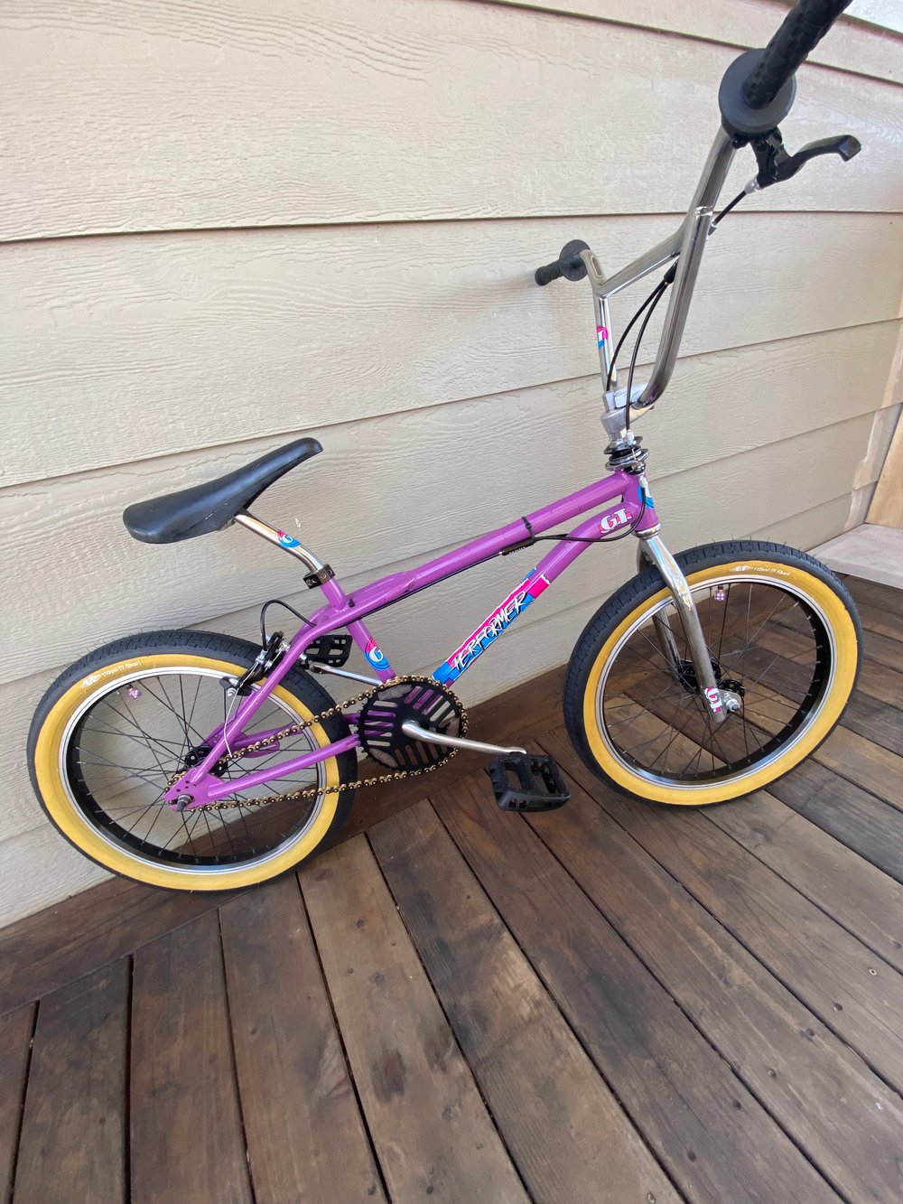 1986 GT Performer purple 