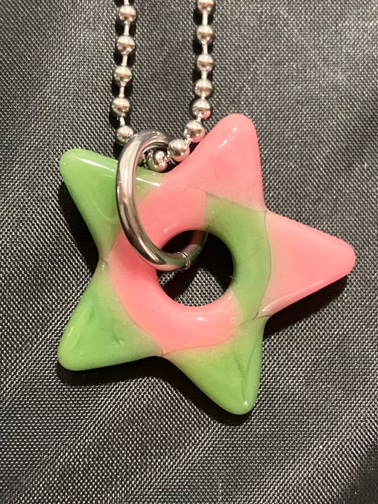 Image of pink/green star