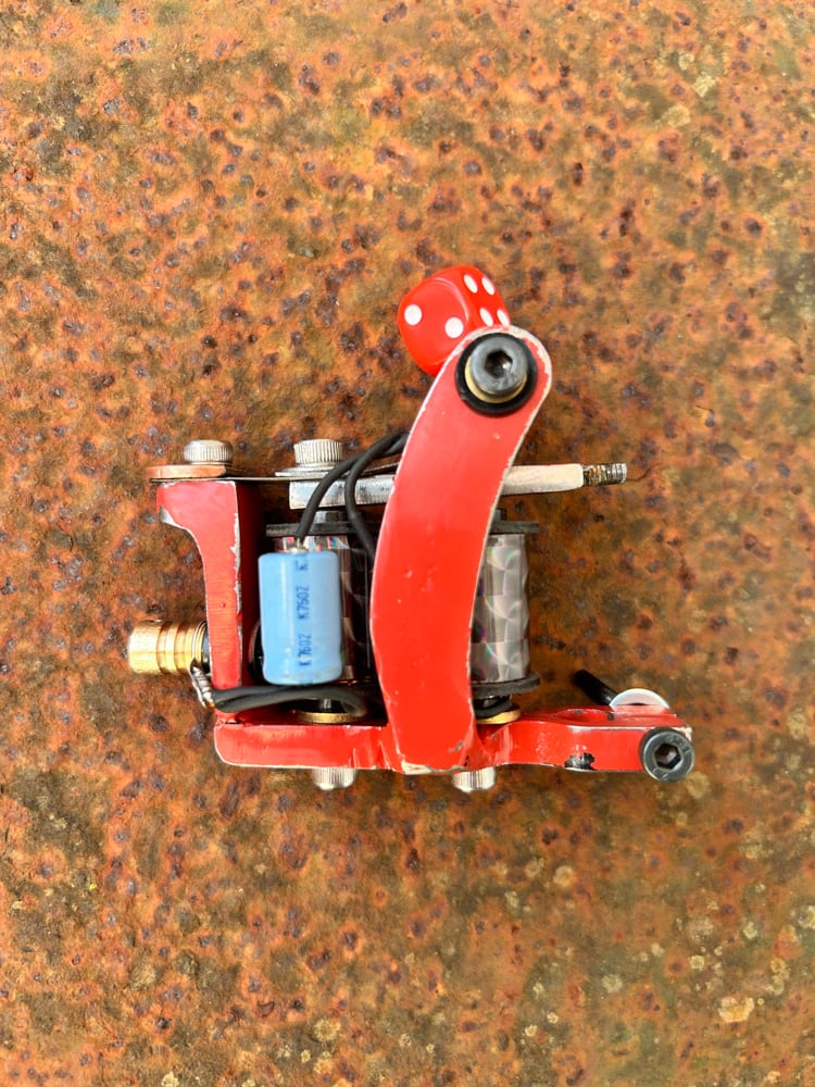 Handmade one-off - LUCKY RED BULLDOG - medium liner 5-11