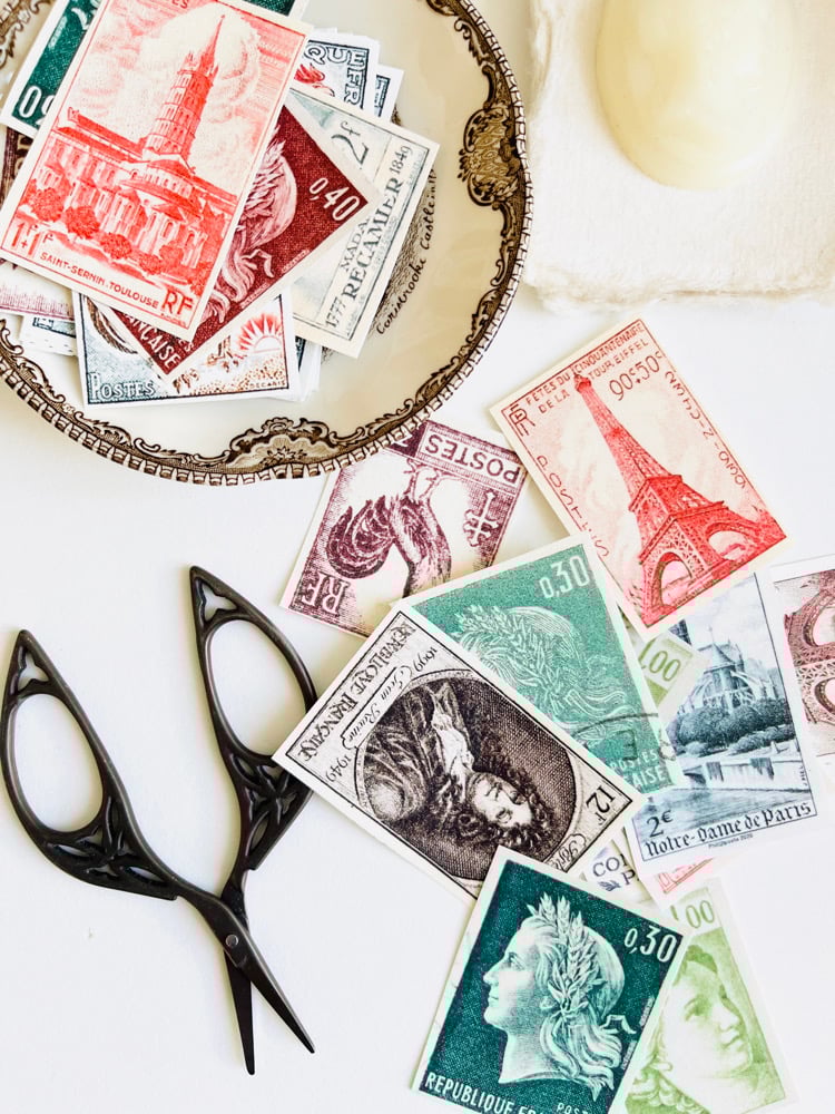 Image of 30 timbres