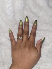 Image 5 of Sweetness (Magnetic)