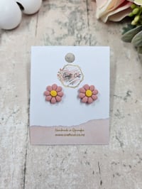 Dusty Daisy Studs