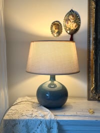 Image 5 of Lampe en céramique émaillée