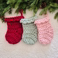 Image 4 of Green Scallop Stocking Small & Large