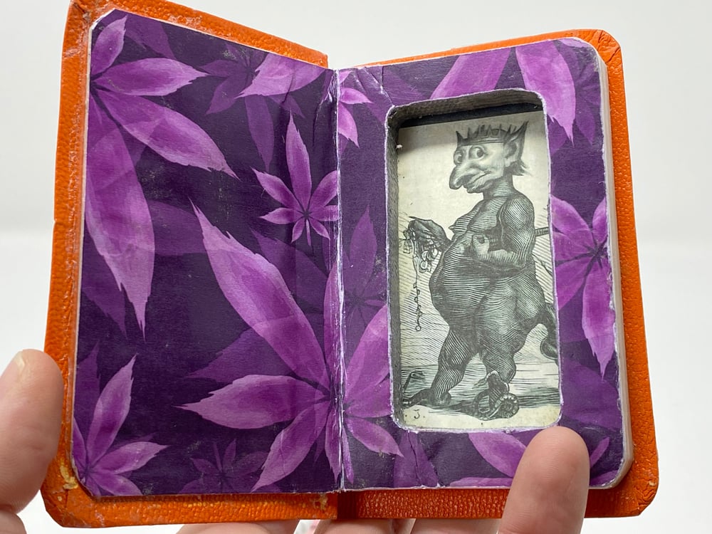 Image of Pocket Bible Joint Case (uncle Devil)
