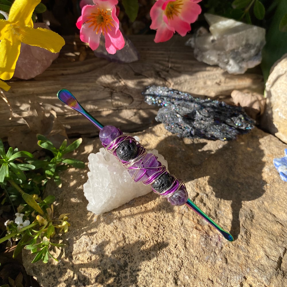 Image of amethyst volcano dab tool 