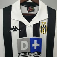 Image 2 of Juventus 99/00 Retro Home Jersey