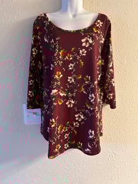 Image 7 of New 2X Amana Floral Top #579*13