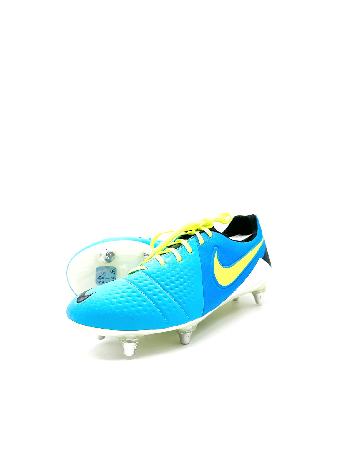 Nike ctr360 studs online