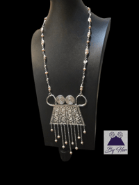 Image 8 of Duchess Necklace