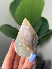 Image 2 of MINI BANDED ORCA AGATE FLAME