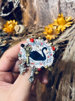 Image of Broche Cisne