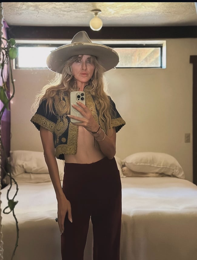 antique ottoman velvet embroidered crop jacket