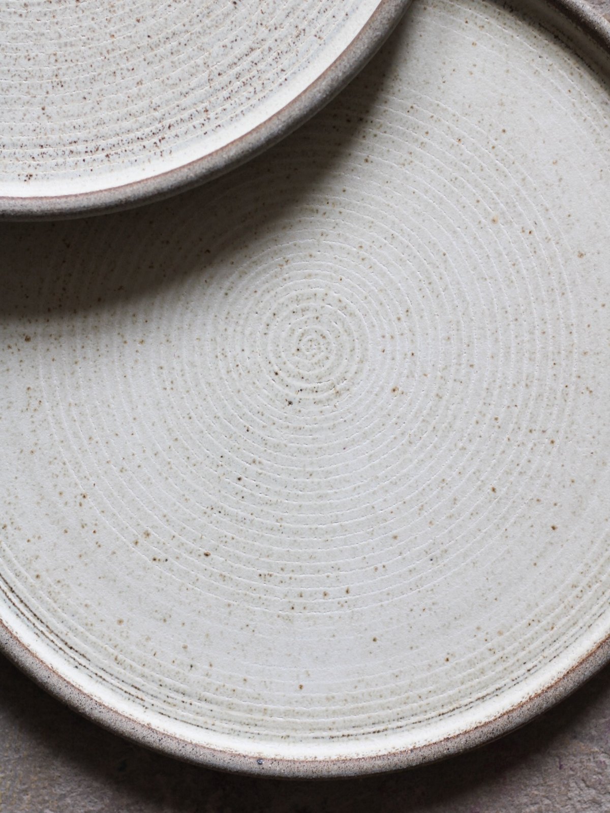 Image of platter in textured dune