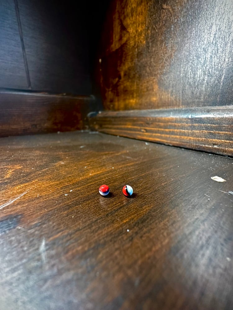 Image of Poke ball pearls 3mm (pair)