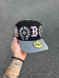 Image 5 of GAMEPLAY MULTI TONE BOSTON RED SOX CUSTOM FITTED CAP 