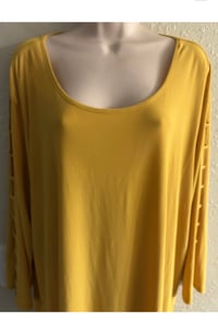 Image 6 of XL Apt 9 Essentials top #817*8 (Pre-Owned)