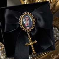 Image 4 of Black Daughter of a King Clip Bow - Gold Charm