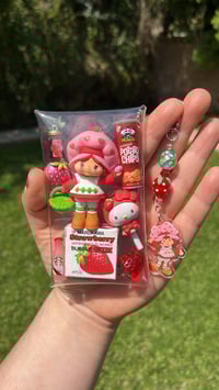Image 2 of strawberry shortcake’s trinkets 