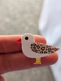Image 1 of Broche mouette léopard 