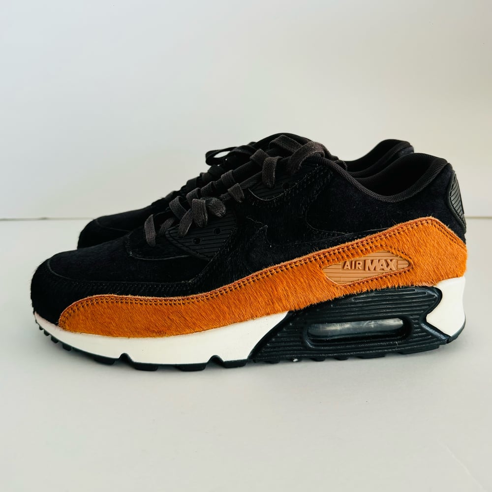 Image of Nike Air Max 90 Suede, Leather & Pony SIZE - 7