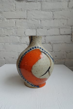 Sam Hewitt / Vase 1B