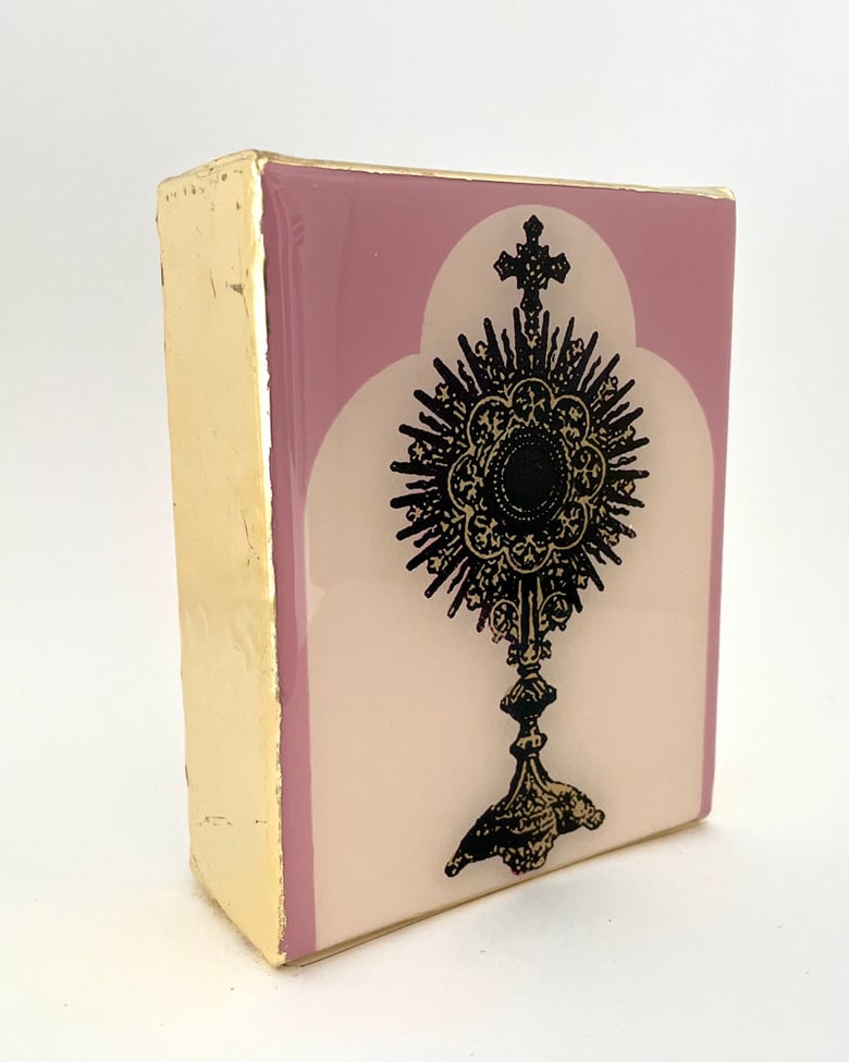 Image of Monstrance Arch Gold