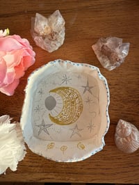 Image 1 of *Mes trésors*_Lune dorée