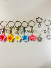 Image 3 of Flower keychains (1pc) 
