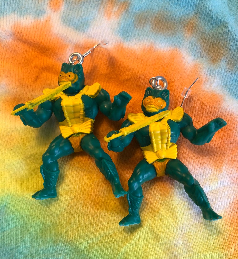 “Ahhhaahaaa—I’m SKELETOR!”  & Friends.  Except He-Man, he sucks. Upcycled toy earrings. 