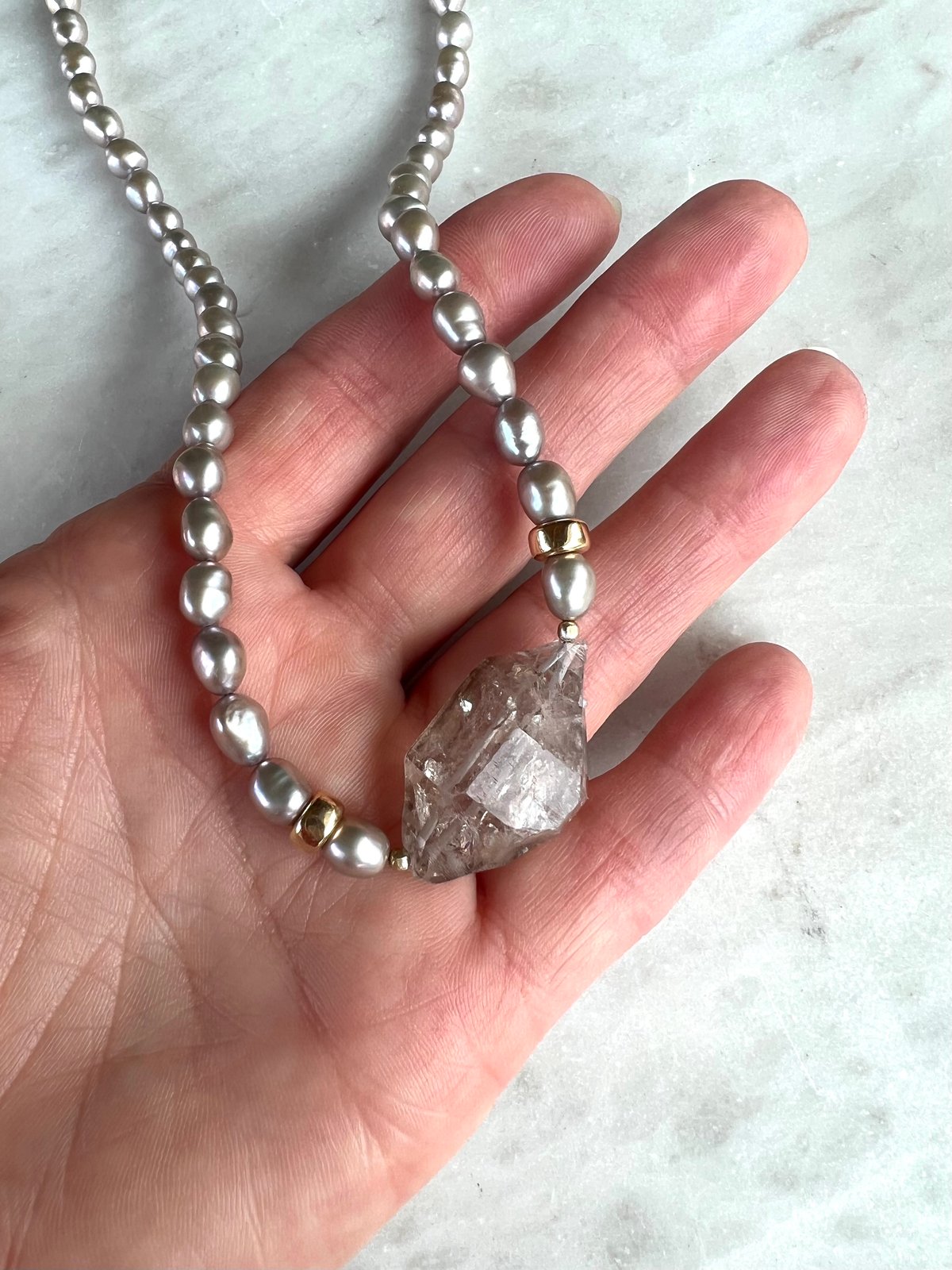 HORIZONS-Gray Tibetan Quartz + Gray pearls