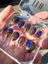 Image 2 of Serpent Press-On Nails Size XL