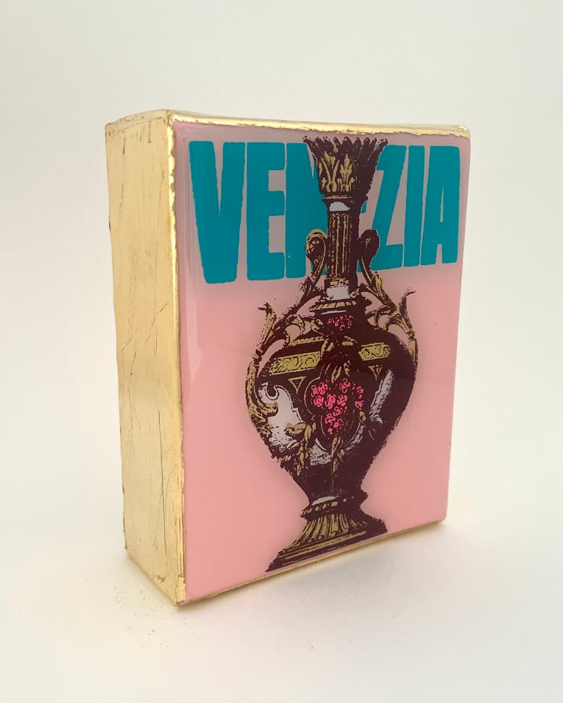 Image of Venezia Urn Coral Pink