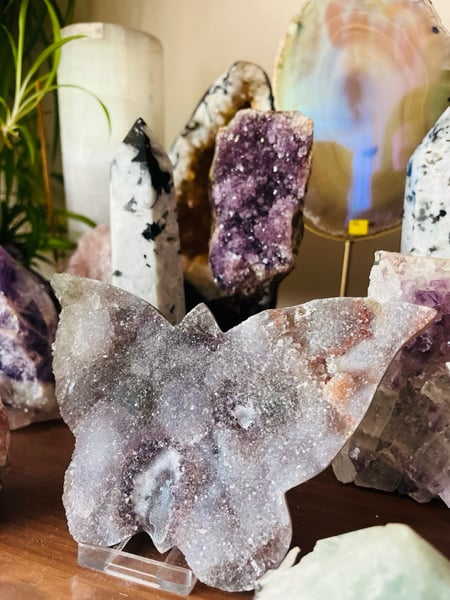 Image of Large amethyst spirit quartz butterfly on stand 