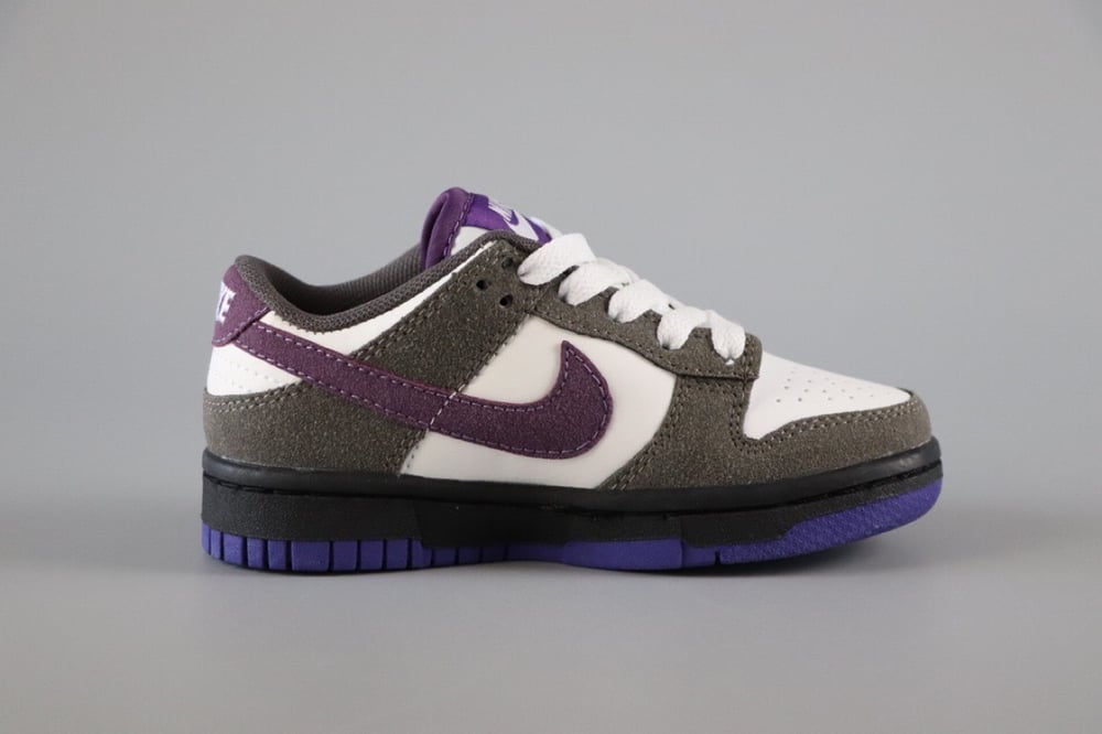 Image of NEW EXCLUSIVE KICKS 7C-3Y PURPLE