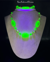 Image 3 of Vintage Style Uranium Glass Necklace & Bracelet Set (All Vintage Beads)