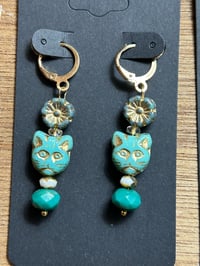 Egyptian Czech Glass Cat Earrings