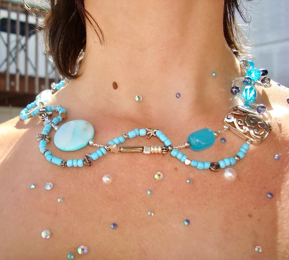 Image of ASYMMETRICAL COLLAR NECKLACE
