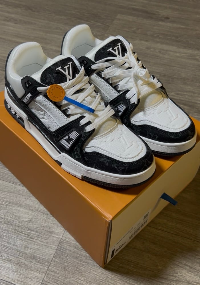 Image of LV Trainer Shoes