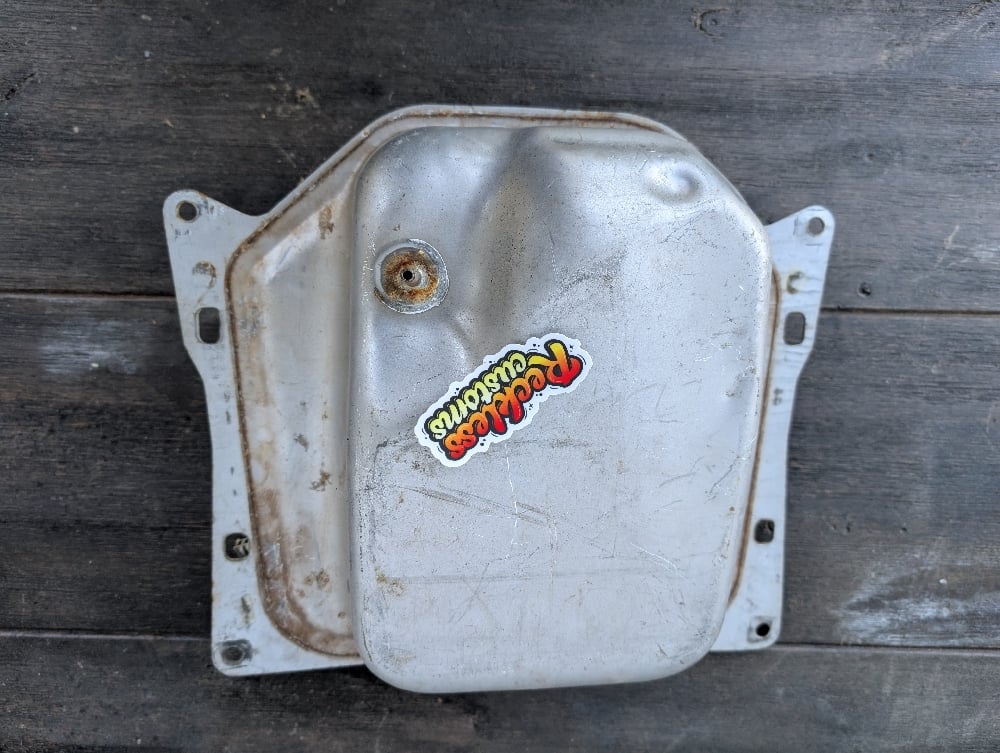 **GARAGE SALE ITEM Ruckus Fuel Tank and Kitaco Cap