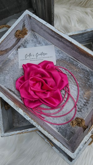 Image of Lilibet Flower Choker